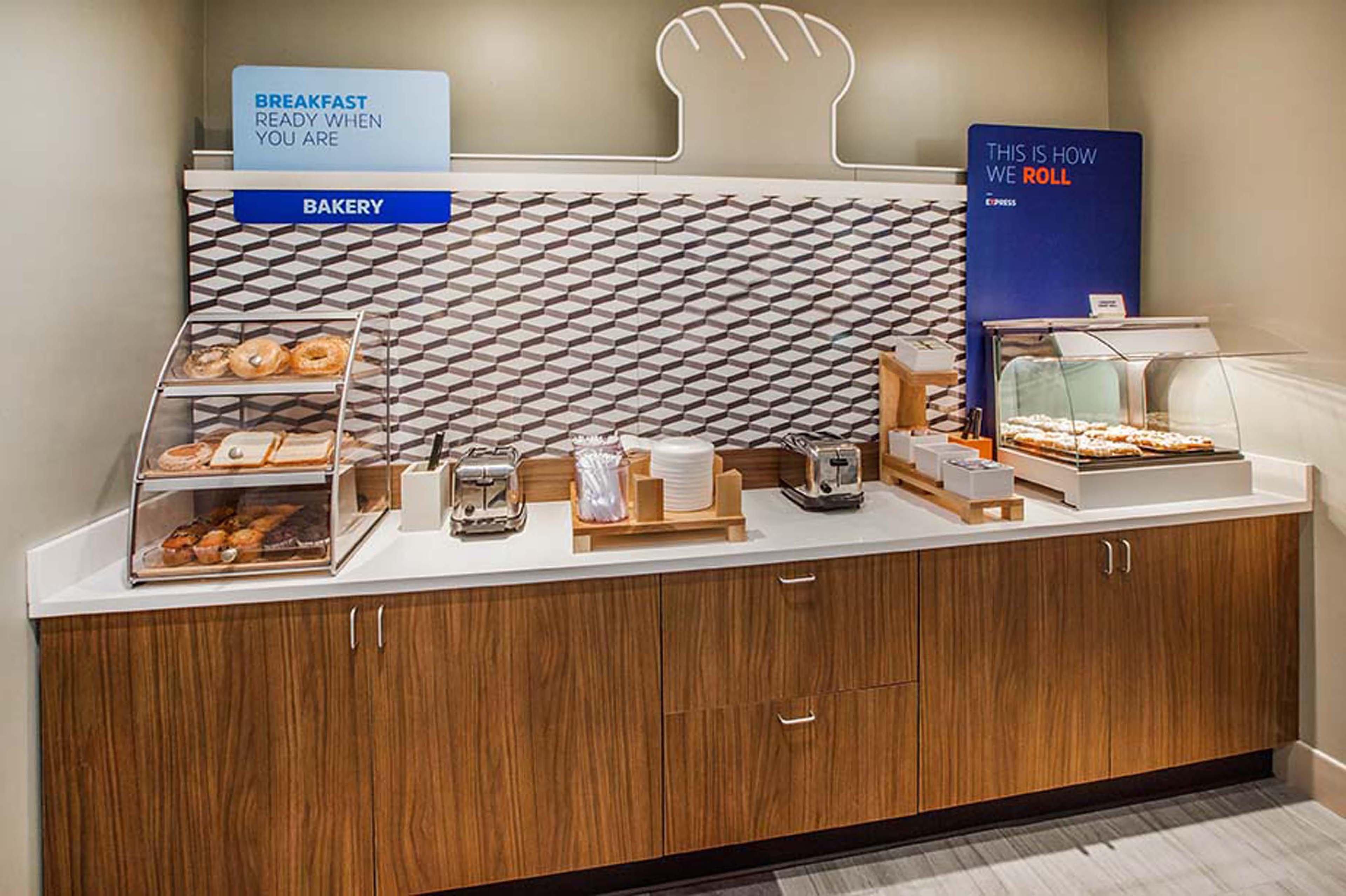 Holiday Inn Express Hotel & Suites Freeport By Ihg Extérieur photo