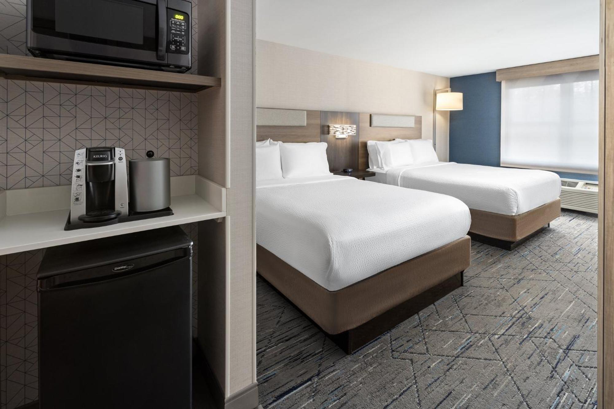 Holiday Inn Express Hotel & Suites Freeport, An Ihg Hotel Extérieur photo